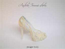 In questa pagina raccogliamo tutte le nuove collezioni di scarpe da sposa 2021 dei marchi moda più famosi. Scarpe Sposa Spuntate Categoria Scarpe Da Sposa Open Toe