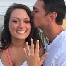 Allison Darling and Greg Lashbrook's Wedding Registry