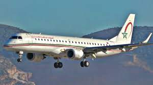 Bordeaux bissau (passage à 4. Royal Air Maroc Embraer Erj 190 Landing At Athens Airport Plane Spotting Atc Windy Landing Youtube