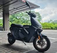 Hydrogen Fuel Cell Moped | Spectronik | Hydrogen Fuel Cells