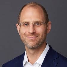 Peter Mee's Instagram, Twitter & Facebook