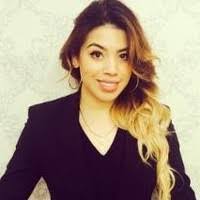 Kiana Kramer's Instagram, Twitter & Facebook