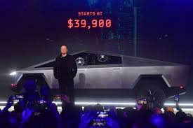 Elon musk unveiled the new tesla cybertruck tonight at the tesla design studio in hawthorne, california.tesla cybertruck: Elon Musk Accidentally Broke The Tesla Cybertruck S Windows In Its Debut Complex