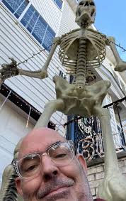 Let's welcome this week's new members! 🎃👻 Tyler Lugo Cornell, Rob M  Lustgarten, Kristine Bryant, Donovan Cashman, Carmen Abonza, Terry Weir  Lynn , Socoro, Robin Summerland, Jenny Monroe-Haught Shawn Haught, Destiny  Willoughby,