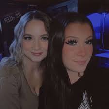 Danielle Henriksen and Tyler Engle's Wedding Website