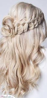 You can experiment with different types of braids, in many styles, shapes, and sizes. Curly Hairstyles For Long Hair Easy Hairstyles For Long Curly Hair