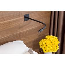 Une tête de lit noire qui forme un ensemble avec deux tables de nuit de la même couleur ne peut qu être saisissant. Liseuse Flexible Led Tete Tournante