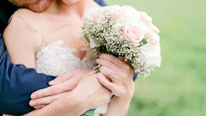 Auguri di matrimonio ai genitori degli sposi. Il Giorno Del Matrimonio Scopre Che La Moglie E La Sorella Scomparsa Tanti Anni Prima