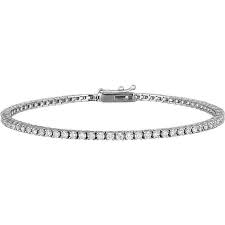 A universal symbol of love created in 1970s new york. 2 00ct Diamond Tennis Bracelet In 18ct White Gold Kays Family Jewellers