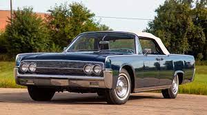 This 1962 lincoln continental convertible was first ordered through the chicago, illinois sales district and was acquired by the seller out of wisconsin in 2018, reportedly from an owner of 20 years. 1962 Lincoln Continental Convertible F161 1 Chicago 2019