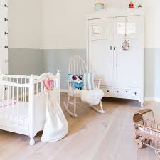 Deinem badezimmer mit neuen möbeln, aufbewahrung, beleuchtung und textilien auf die sprünge zu helfen muss kein vermögen kosten. Ein Schaukelstuhl Im Babyzimmer Bild 10 Schoner Wohnen