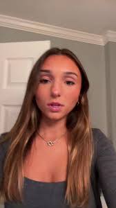 Libby Snyder's Instagram, Twitter & Facebook