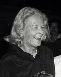 Esther Laporte's Instagram, Twitter & Facebook