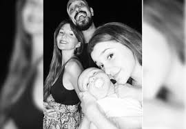 Maybe you would like to learn more about one of these? El Video De Abel Pintos En El Momento Exacto En El Que Le Propone Casamiento A Su Novia Y Mama De Su Hijo