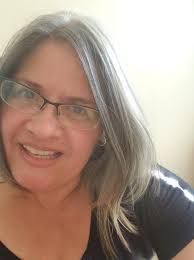 Julie Whittemore's Instagram, Twitter & Facebook