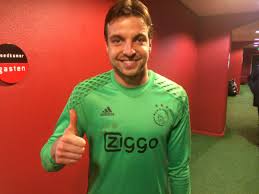 Real madrid must sell to buy. Afc Ajax On Twitter Tim Krul Speelde Vandaag Zijn Eerste Officiele Wedstrijd In Het Shirt Van Ajax Gefeliciteerd Tim Utrjaj