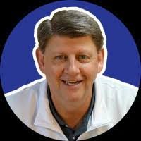 Lisa Brayall's Instagram, Twitter & Facebook