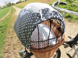 Sind fahrradkörbe für sehr große hunde geeignet? Zauber Strass Sonnensegel Puckdecke Luttentudd Hundeleine Leine Hundemantel Kotbeutel Hundekorb Hundefahrradkorb Fahrradkorb Bugelbild Hotfix Hotglue Strass Handarbeit