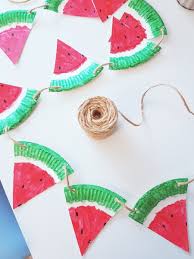 Pappteller Bastelidee Im Sommer Fruchtige Melonen Girlande Bastelideen Basteln Selber Basteln