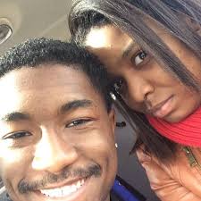 House cleaners and maintenance help needed