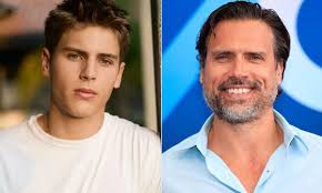 Honey, you're looking at my post, and you can't even say hi to me or you  don't love me anymore 💔it's me Joshua Morrow I love y'all ♥️♥️🥺