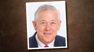 Kevin Damewood's Instagram, Twitter & Facebook