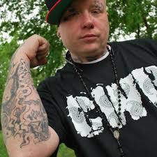 Greg Lovell's Instagram, Twitter & Facebook