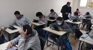 طلاب أولى ثانوي يؤدون امتحانين تجريبيين أون لاين وصفحات الغش تسر ب اللغة العربية مصر الوطن