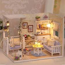 der spielzeugtester hat das qearly handgefertigt holz miniatur puppenhaus geschenk mini haus diy doll wooden dolls house furniture diy dollhouse dollhouse toys