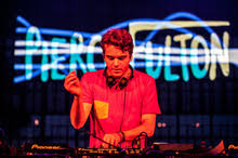 I make music and usually forget to water my plants all inquiries: Pierce Fulton Tour Announcements 2021 2022 Notifications Dates Concerts Tickets Songkick