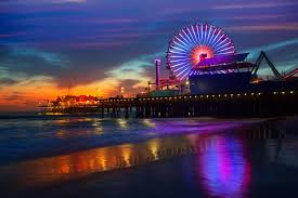 Located in santa monica, loews santa monica beach hotel offers a great night of sleep so you're well rested for the next day. Perfect Sunset Viewing Spots In Santa Monica Big Dean S Ocean Front Cafe
