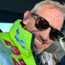 Les and the “one” that started it all. Les Paul deemed his solid bodied,  goldtop electric guitar “Number One” for being the first Gibson Les Paul in  existence. This was Paul's primary