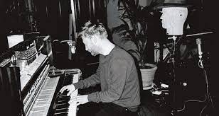 Radiohead Com Dead Air Space Radiohead Recording In Rainbows In 2021 Radiohead Poster Radiohead Thom Yorke Radiohead