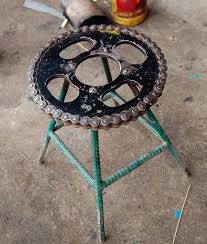 Chain N Sprocket Stool Welding Projects Metal Projects Welding Art