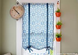 Cara membuatan hiasan kamar tidur buatan sendiri yang satu ini gampang banget dibuat. Cara Membuat Tirai Pintu Dari Kain Flanel