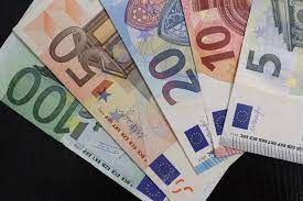 You have converted 1100 euro to moldovan leu. 441 Ron Bills Photos Free Royalty Free Stock Photos From Dreamstime