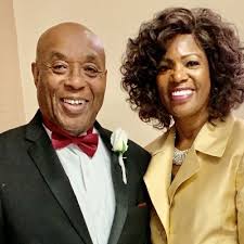 Rita Burton (@fan2seemsrita)