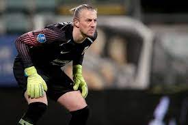 In the current club vitesse played 5 seasons, during this time he played 143 matches and scored 0 goals. Doelman Remko Pasveer Blijft Jaar Langer Bij Vitesse Vitesse Gelderlander Nl