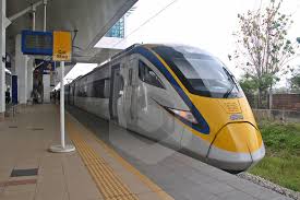 In particular, buying train tickets from penang to kl is harder on fridays, and from kl to penang is harder on sundays, as people use weekends to return northbound ktm komuter train from penang to padang besar and thailand. Kuala Lumpur To Penang By Ktm Ets Gold Train