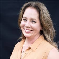 Ashley Lukaszewski's Instagram, Twitter & Facebook