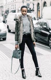 Black Ankle Boots With Jeans Our Favorite New Ways To Wear Ankle Boots With Skinny Jeans Skinny Jeans Style Fashion Stylish Outfits
