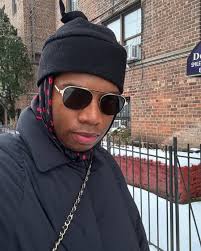 I ❤️NY Where else can you mistake someone's look for Issey, only to find  out they're a Korean monk?