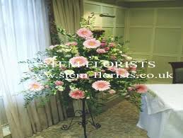 Large Flower Arrangements Large Flower Arrangement Ideas Pedestal S Garlands And Pillar Lar Large Flower Arrangements Large Floral Arrangements Funeral Flowers