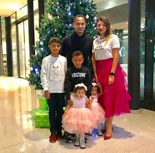 Let us know in the comments. Borussia Monchengladbach Weihnachtsfeier Ohne Max Eberl Aber Mit Matthias Ginter Und Raphaella Express De