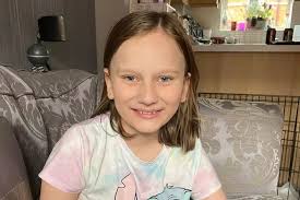 Dog obsessed girl writes heartwarming note to parents…