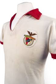 Antonio Simoes Benfica Shirt 1968 European Cup Final On Loan The Nfm Camisas Retro Futebol Camisas De Futebol Retro