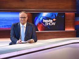 Die carolin kebekus show | 25. Heute Show Propaganda Im Zdf Oliver Welke Co Im Visier Der Orban Regierung Tv Kino