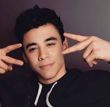 Alan Estrada (@alan.valencia.737448) • Facebook