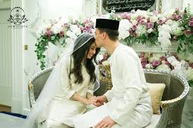 Lirik lagu ayat 5 mp3 terpopuler full album terlengkap. Inilah Ayat Lima Belas Dengan Khasiat Luar Biasa Untuk Jodoh Terbaik