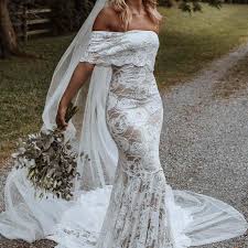 Nothing makes me happier than a fabulous, fit and flare dress…especially a fit and flare dress with pockets! 35 Illusion Wedding Dresses For Daring Brides